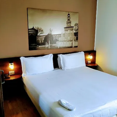 Nuovo Italia Hotel 4*