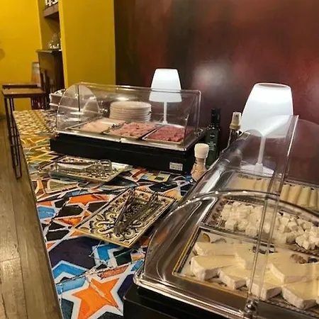 Nuovo Italia Hotel 4*