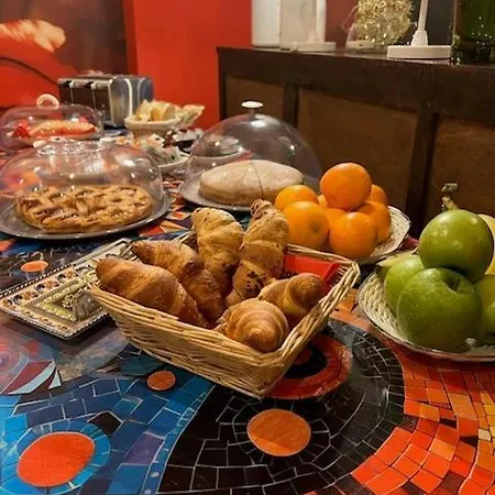 Nuovo Italia Hotel 4*