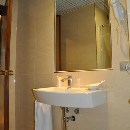 Otel Nuovo Italia